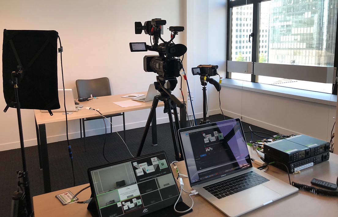 Nous vous accueillons pour tourner votre vidéo dans nos locaux situés sur le Parvis de la Défense.